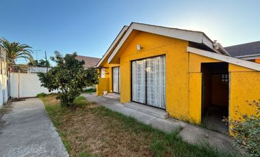 Casa sólida e independiente de un piso en condominio en Quillota