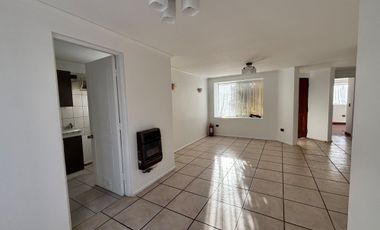 Casa sólida e independiente de un piso en condominio en Quillota