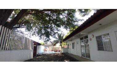 CASA EN VENTA CON VISTA AL LAGO 