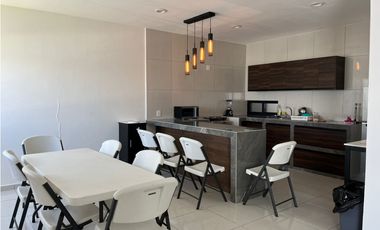 CASA EN VENTA CON VISTA AL LAGO 