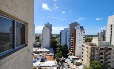 Semipiso en venta en Banfield Este