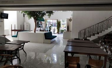 piyne.Rumah Usaha ex Resto Jl. Jemursari Hadap barat, Strategis