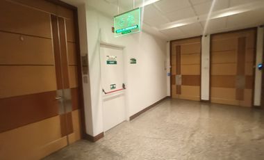 oficina en arriendo en santa ana occidental-usaquén. Cod A52045