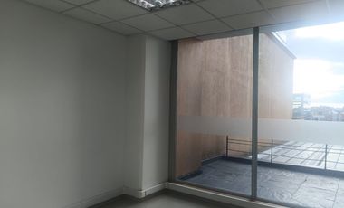 oficina en arriendo en santa ana occidental-usaquén. Cod A52045