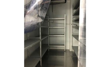 Galera 240m en alquiler o venta Tocumen