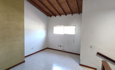 casa en arriendo en suramérica. Cod A214341