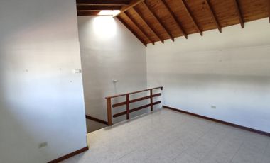 casa en arriendo en suramérica. Cod A214341