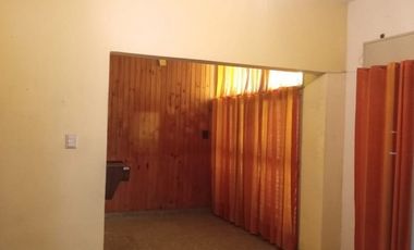 Casa  en Venta Ramos Mejia / La Matanza (B111 401)