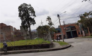 Arriendo  Lote en La Estrella Sector La Troja / 1.640m²