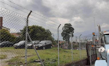 Arriendo  Lote en La Estrella Sector La Troja / 1.640m²