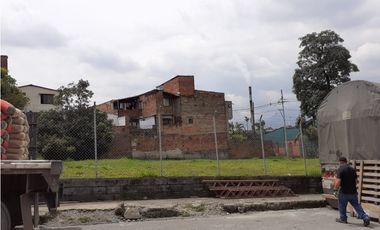 Arriendo  Lote en La Estrella Sector La Troja / 1.640m²
