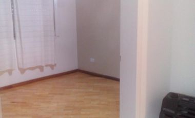 EXCELENTE DEPARTAMENTO DE 2 AMB. CON COCHERA EN SAN ISIDRO. DIEGO PALMA 444