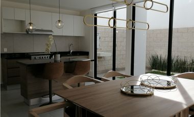 CASA EN VENTA CON ROOF TOP EN ZAKIA EL MARQUES QUERETARO GAA