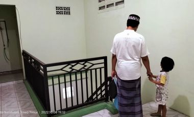 Disewakan Rumah 1,5 Lantai Lokasi di Babatan Indah, Surabaya