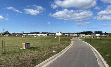 En venta Lote 19 del  Barrio Arenas Chico.