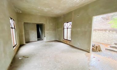 Casa Colonial en el Bosque de Mineral del Monte: Tranquilidad y Estilo de Vida Exclusivo