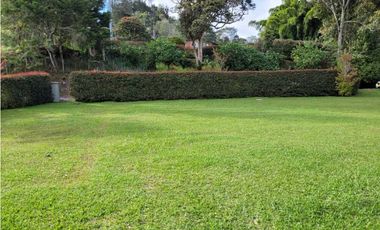 Venta Espectacular Lote Unidad Cerrada ubicado Pantanillo el Retiro