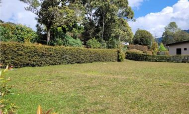 Venta Espectacular Lote Unidad Cerrada ubicado Pantanillo el Retiro