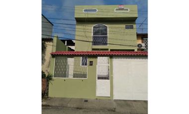 Vendo Amplia Casa en ciudadela Mirador del Norte