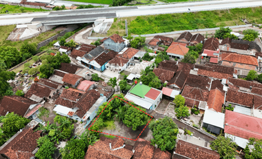 Tanah Pekarangan 299m2 Posisi Hook Dekat Tol Prambanan