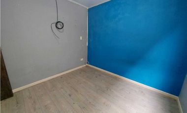 Casa para la venta en Castilla, tercer piso, reformada.