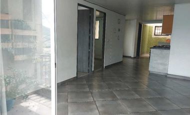 Casa para la venta en Castilla, tercer piso, reformada.
