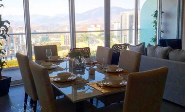 MODERNOS DEPARTAMENTOS  CON EXCLUSIVAS AMENIDADES EN BOSQUE REAL. FIVE, LA VISTA Y OAKS.