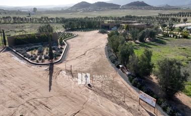 ULTIMO TERRENO DE 2885 M2 EN PRIVADA CON SEGURIDAD 24 HRS. EN VALLE DE GUADALUPE