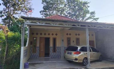 Rumah kampung dijual SIAP HUNI gunung Pati Semarang