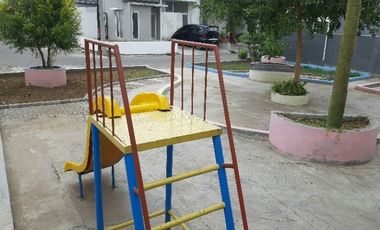 Rumah Megah 2Lantai Cisaranten Arcamanik dekat Antapani Tanah Luas 4 Kamar Tidur