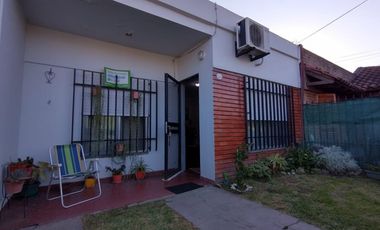 Casa PH al frente excelente oportunidad