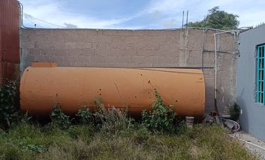 Terreno con bodega en venta