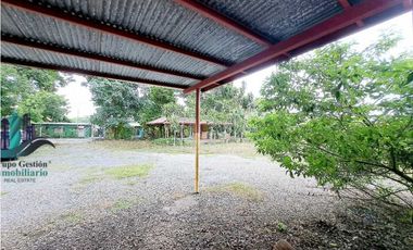 VENDO HANGAR CON 1 HECTAREA A 200METROS PANAMERICANA