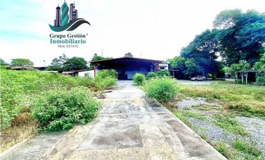 VENDO HANGAR CON 1 HECTAREA A 200METROS PANAMERICANA