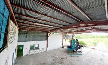 VENDO HANGAR CON 1 HECTAREA A 200METROS PANAMERICANA