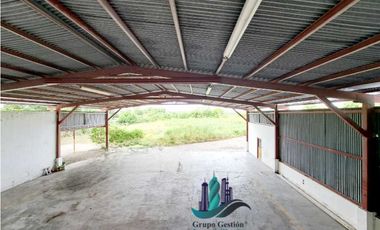 VENDO HANGAR CON 1 HECTAREA A 200METROS PANAMERICANA