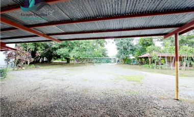 VENDO HANGAR CON 1 HECTAREA A 200METROS PANAMERICANA