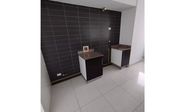 alquilo apartamento en ph Moon tower vía cincuentenario/calle 50