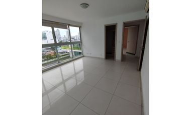 alquilo apartamento en ph Moon tower vía cincuentenario/calle 50