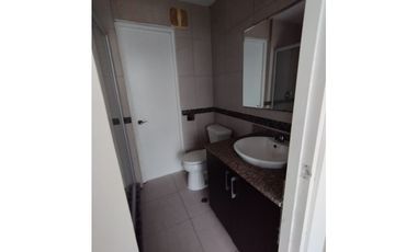 alquilo apartamento en ph Moon tower vía cincuentenario/calle 50