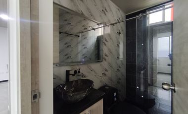 apartamento en arriendo en reserva las mercedes mz 2 piso 10. Cod A14130