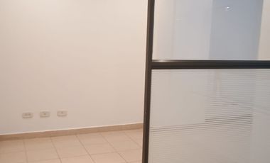 oficina en arriendo en bulevar niza. Cod A7138001