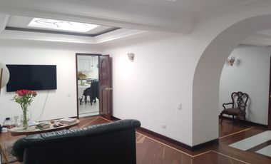 casa en arriendo en santa barbara alta-usaquén. Cod A1410409