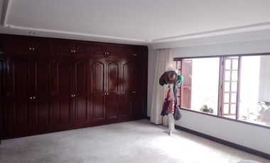 casa en arriendo en santa barbara alta-usaquén. Cod A1410409