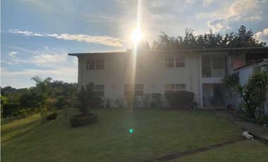 VENTA CASA DÚPLEX CLAYTON