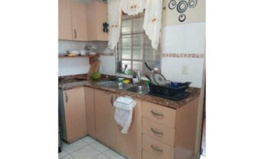 VENDO CASA EN LA CHORRERA BRISAS DE VALLE DORADO 3R