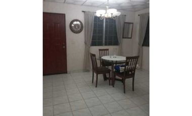 VENDO CASA EN LA CHORRERA BRISAS DE VALLE DORADO 3R
