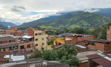 VENDO PROPIEDAD BIEN BARATA EN BARBOSA ANTIOQUIA.