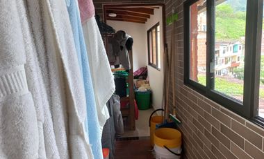 VENDO PROPIEDAD BIEN BARATA EN BARBOSA ANTIOQUIA.