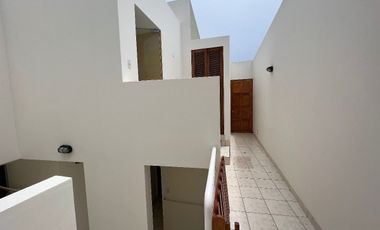 ÁMPLIA CASA DE PLAYA EN VENTA CON VISTA AL MAR EN PLAYA GAVIOTAS, ASIA